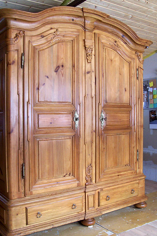 schrank